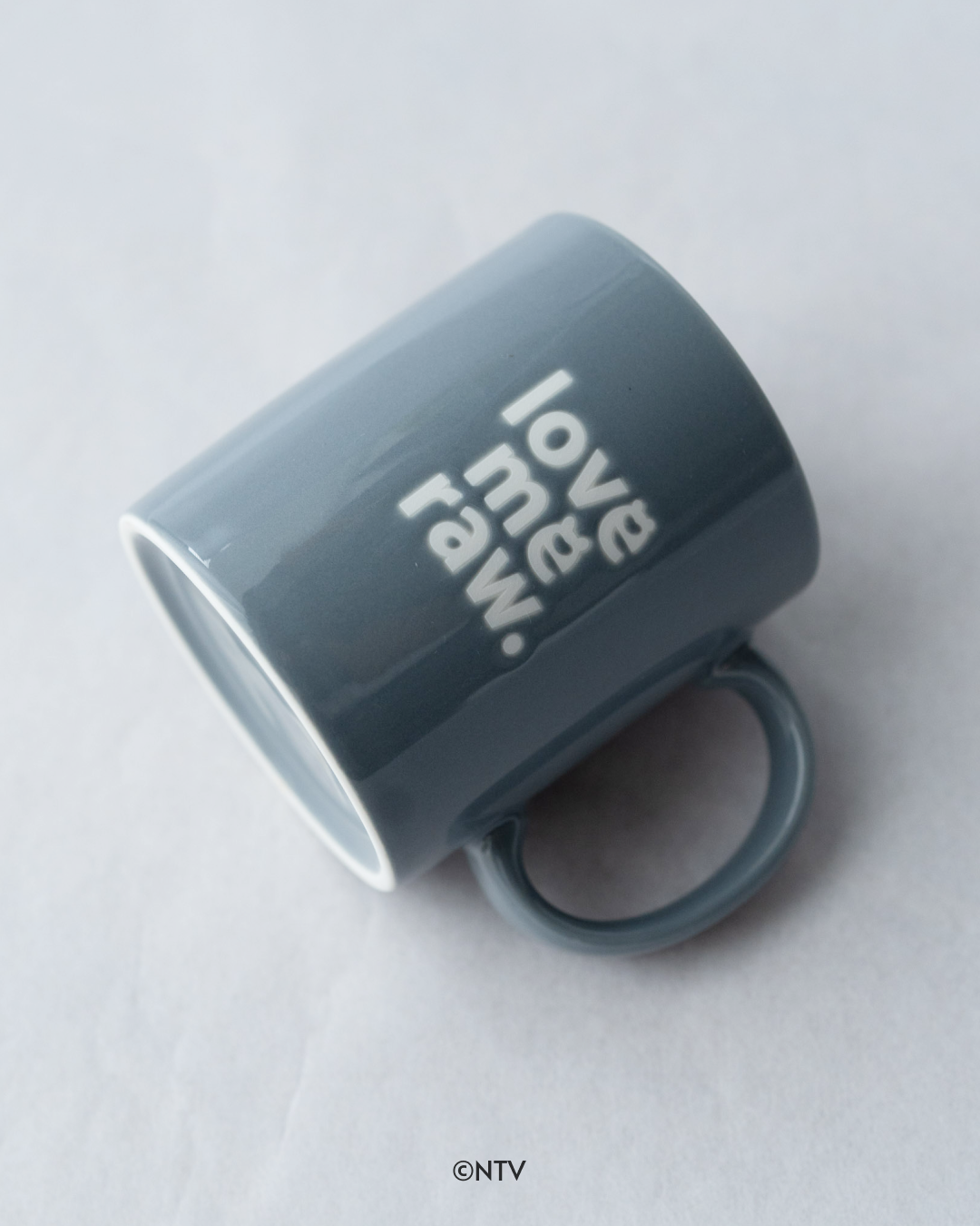 【らぶいーず×KWL】Love me raw. - Emboss Mug