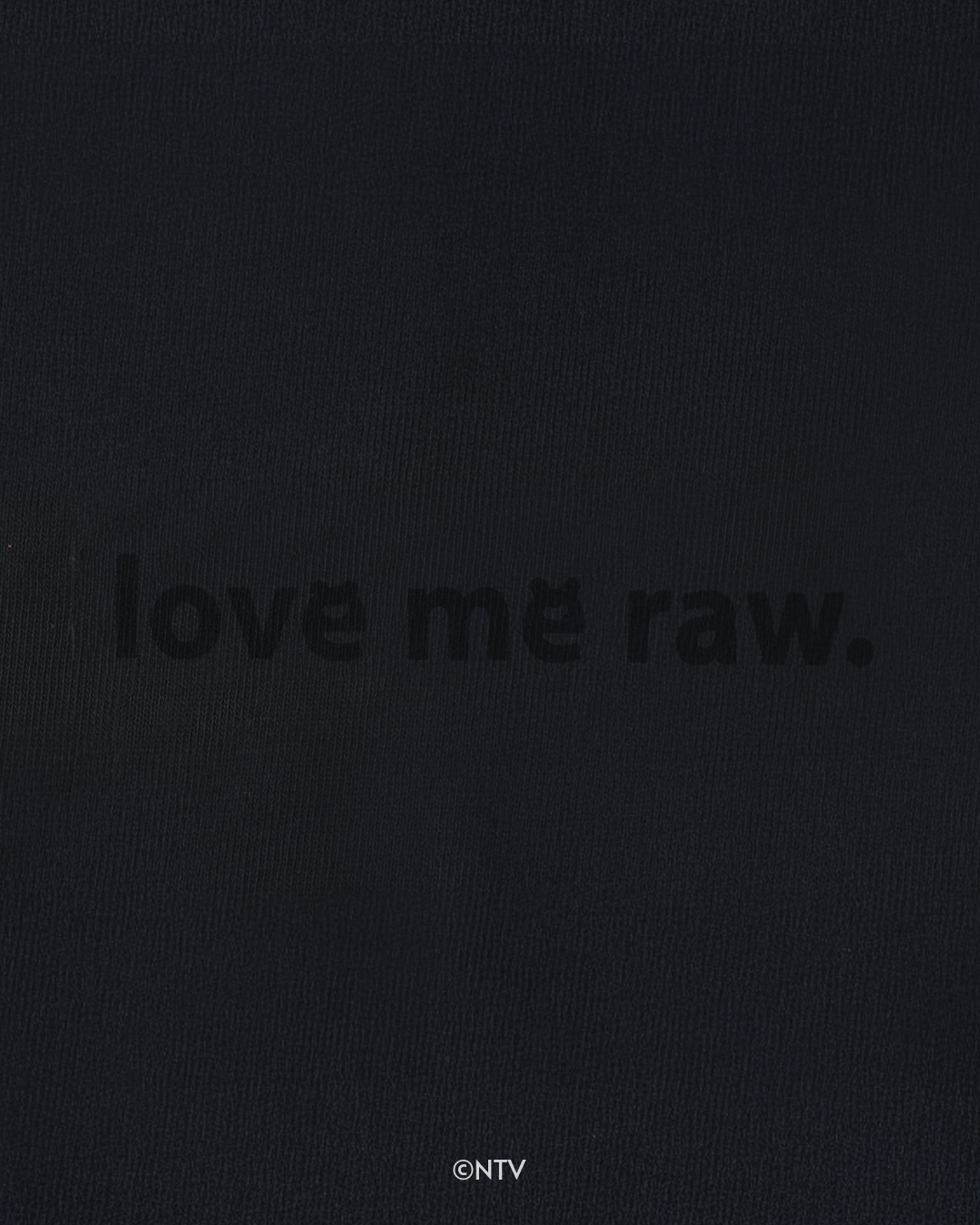 【らぶいーず×KWL】Love me raw. - Embroidery Tee(VINTAGE BLACK)